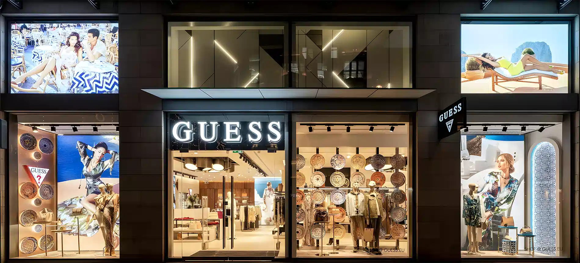 Banner 1 - Guess Outlet US