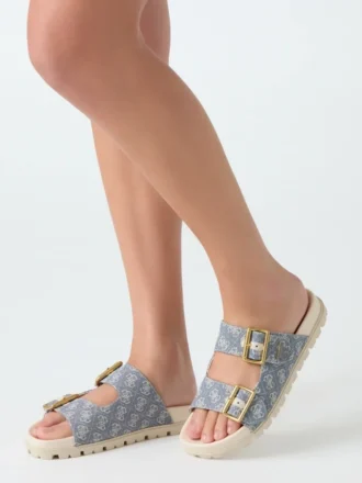 Fasten Raffia Sandals