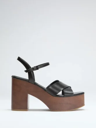 G Logo Sandals