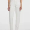 G06 Mom Jeans