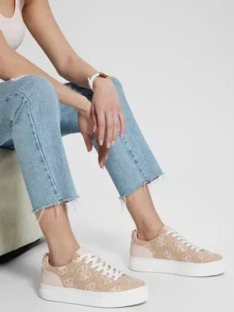 Giaa Logo Print Low-Top Sneakers