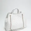Giully Shopper