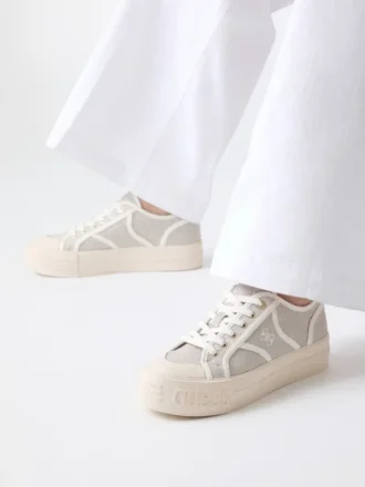 Issah Logo Sneaker
