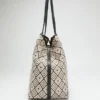 Sophia Shopper